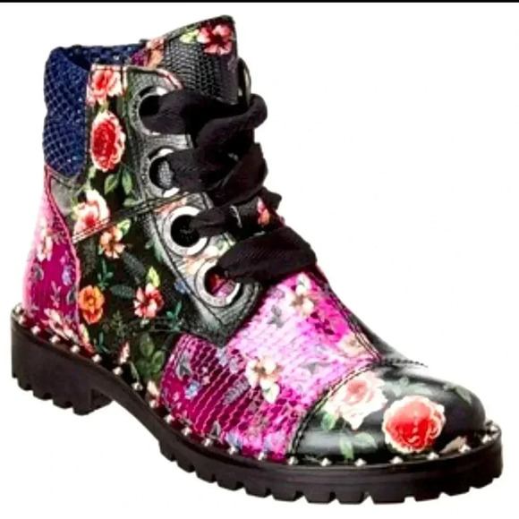 NWT Rare Zadig & Voltaire Black Joe Low Floral Patch Leather Studded Boots - Picture 2 of 12